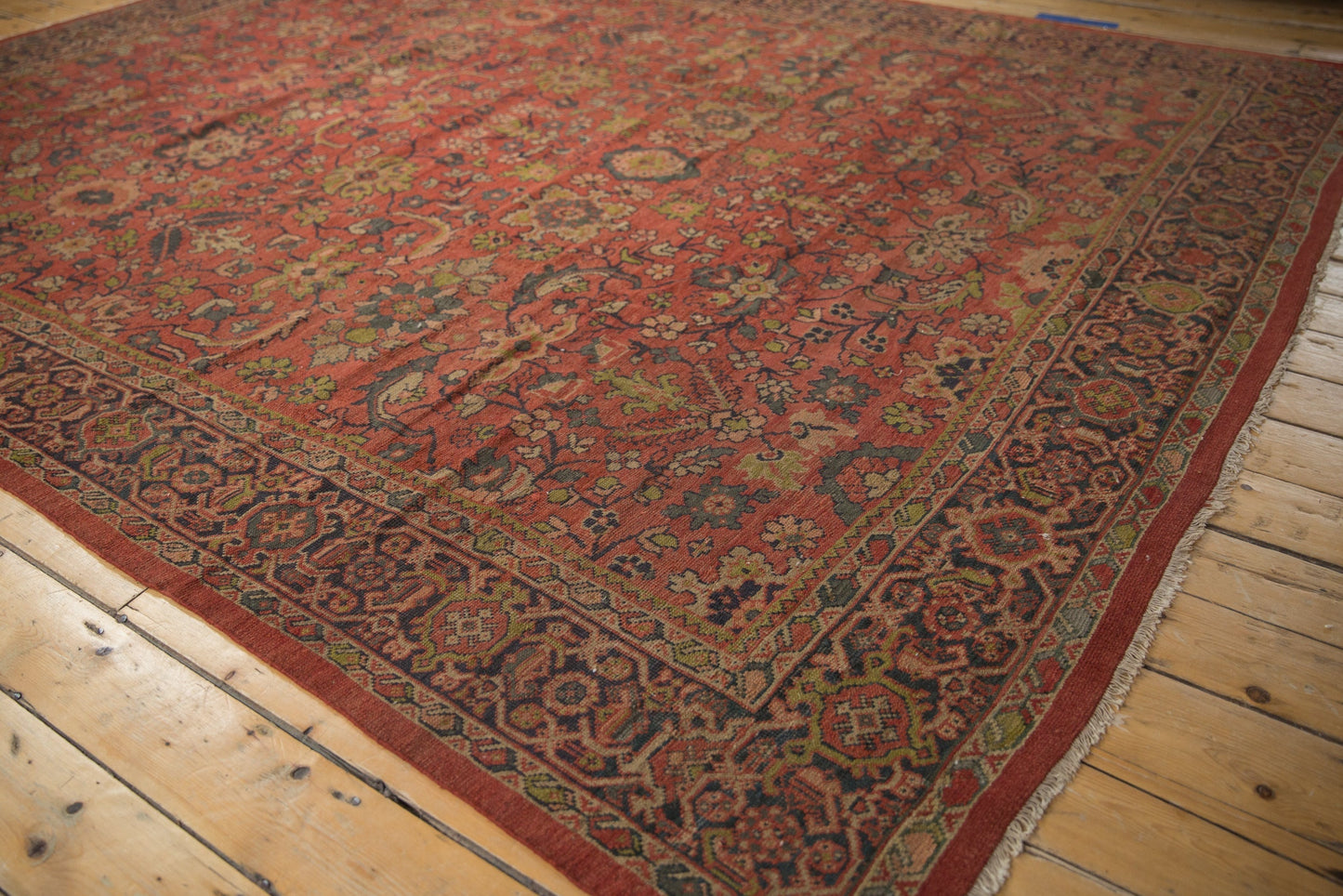 9x11 Vintage Mahal Carpet