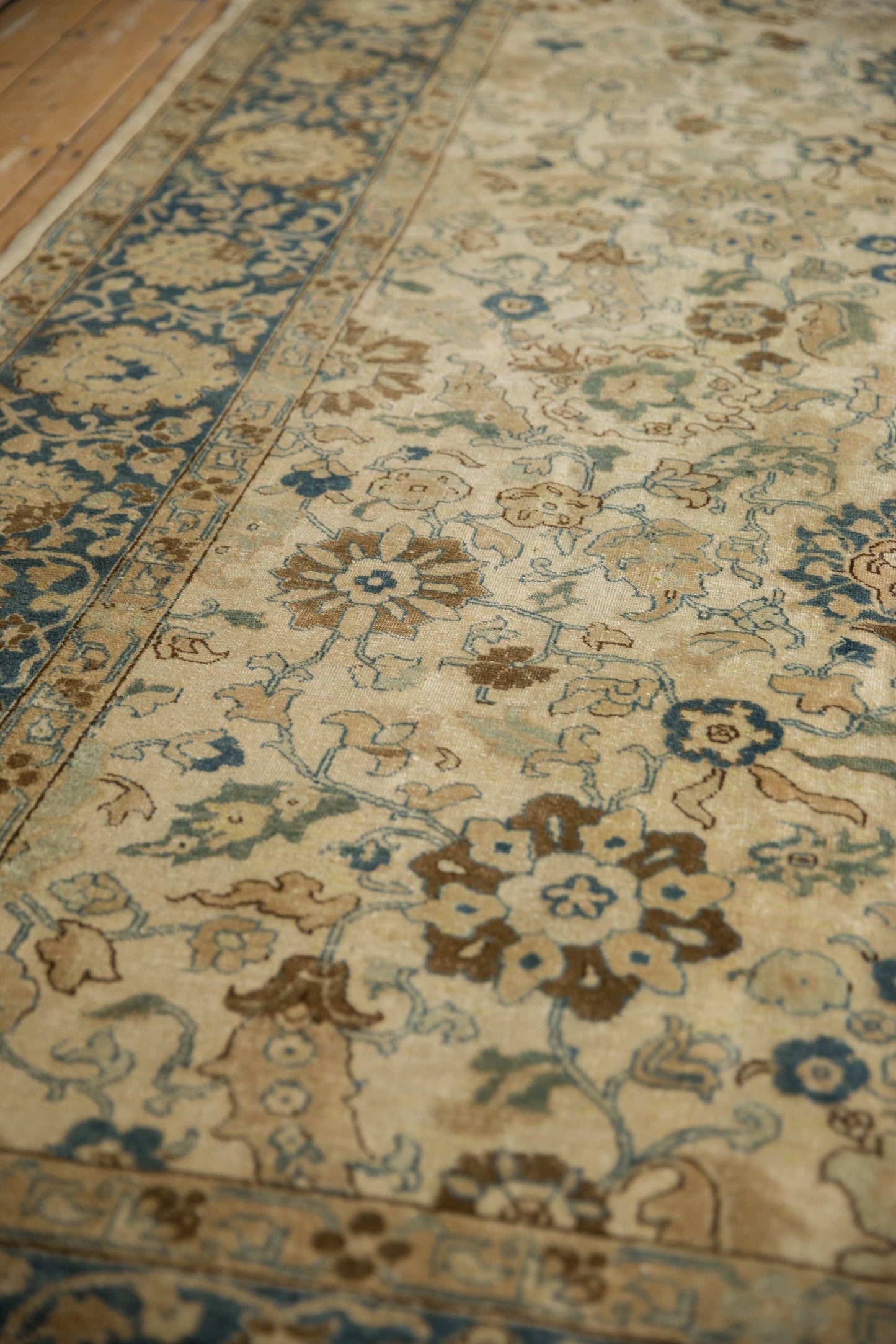 9x12 Vintage Distressed Tabriz Carpet