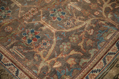 7x10.5 Vintage Distressed Mahal Carpet