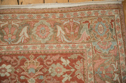 5.5x10 Vintage Distressed Mahal Carpet