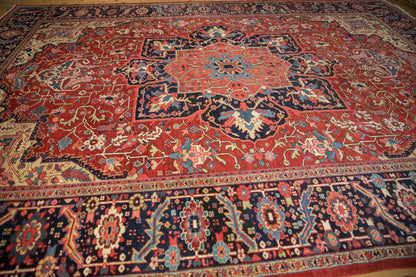 10x14 Vintage Heriz Carpet