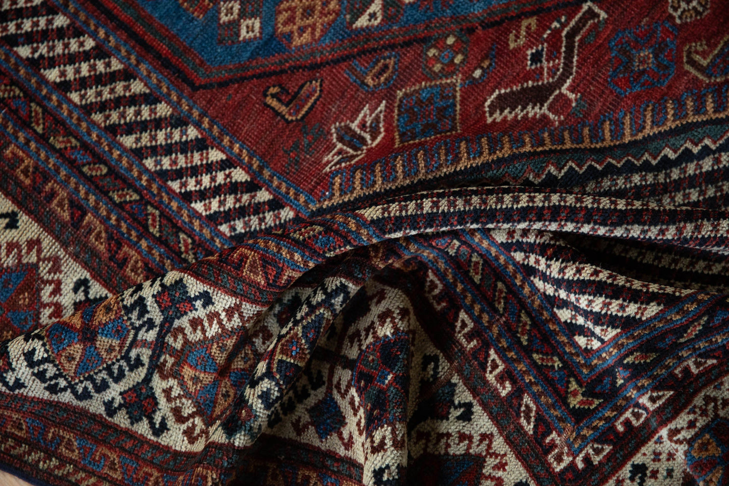 5.5x10 Antique Qashqai Carpet