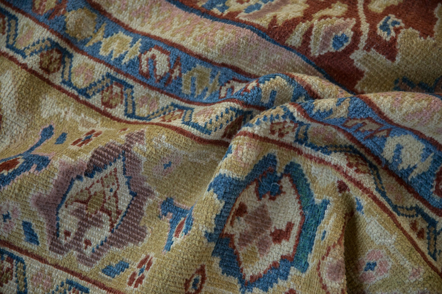 10x13.5 Antique Mahal Carpet