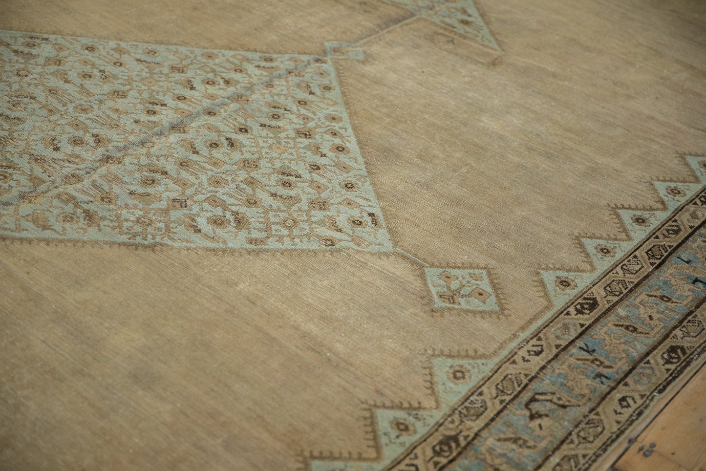 7x16 Antique Distressed Malayer Carpet