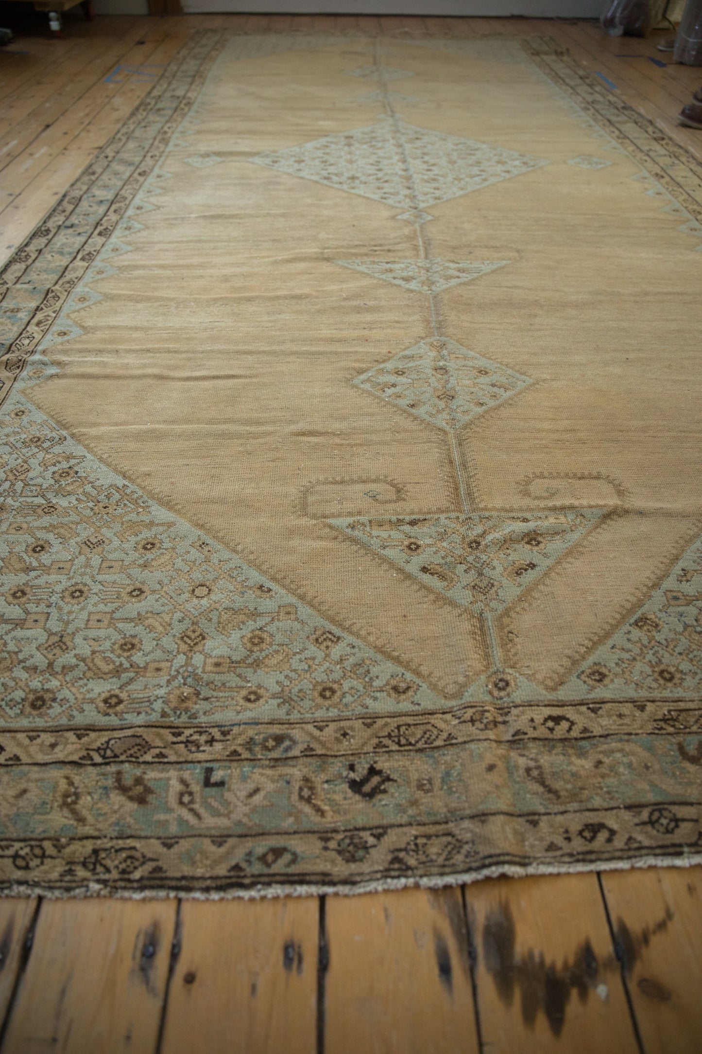 7x16 Antique Distressed Malayer Carpet