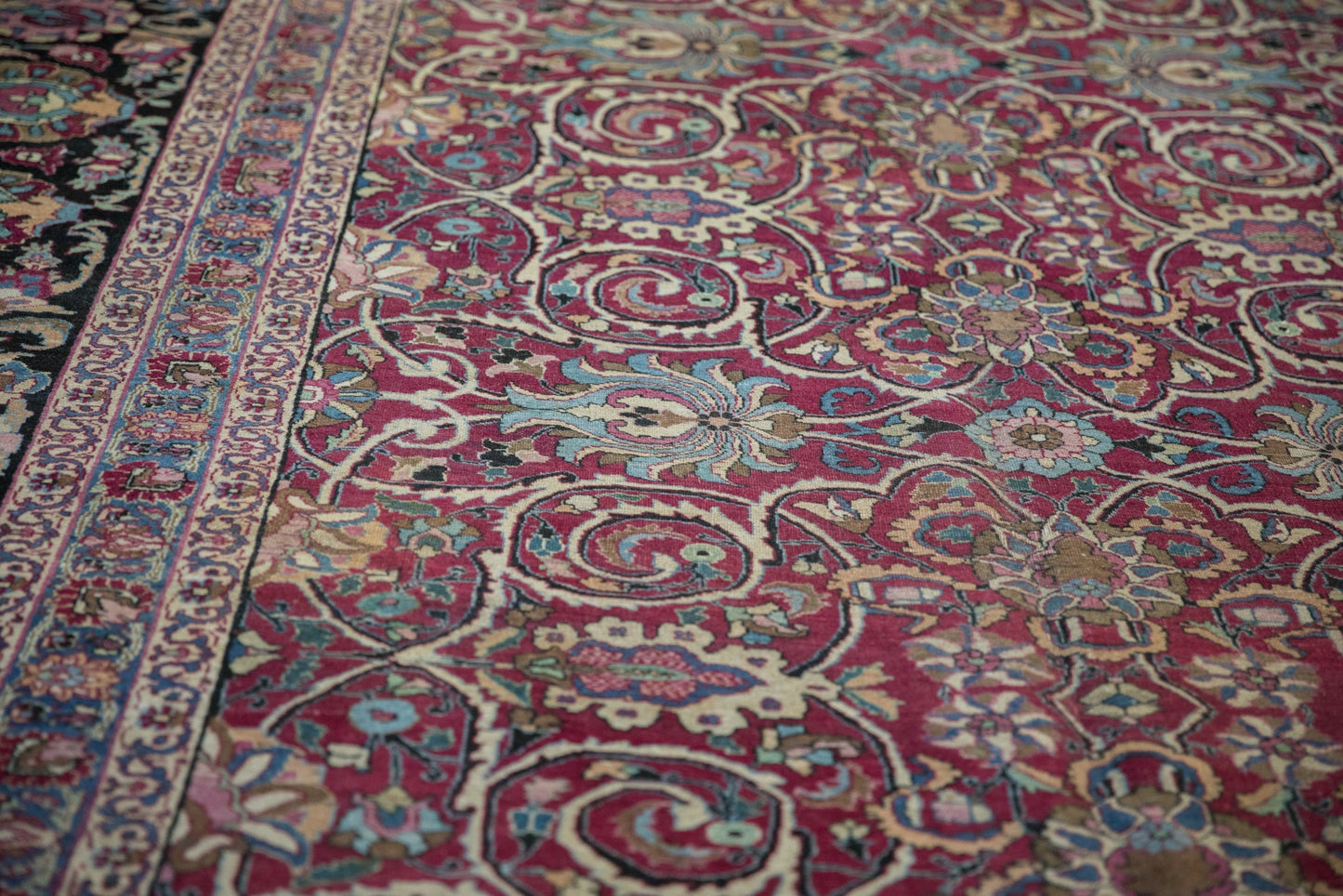 8x11 Antique Meshed Carpet