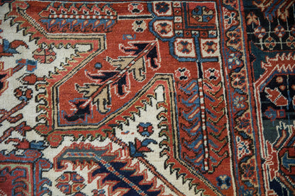 9.5x12 Vintage Heriz Carpet