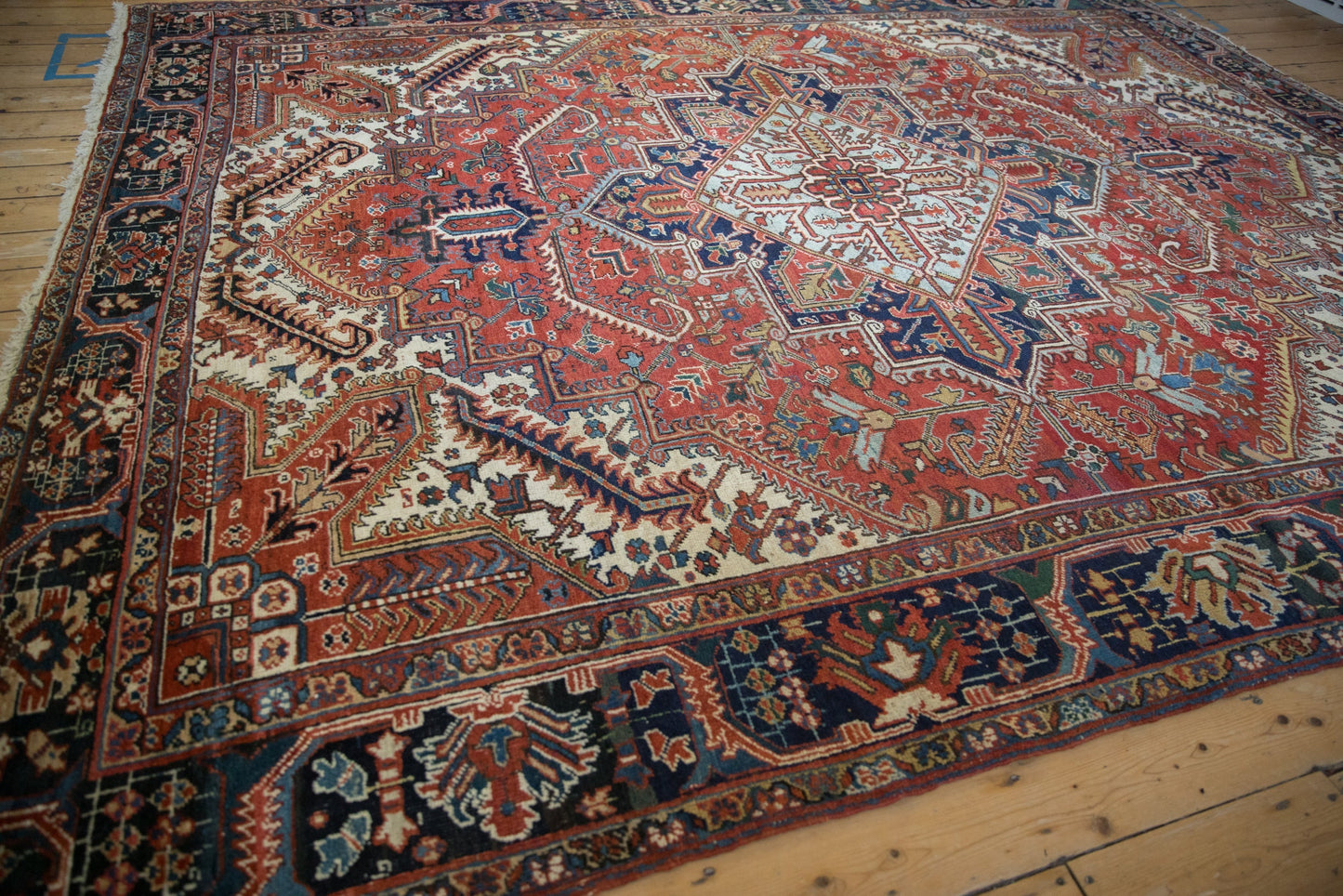 9.5x12 Vintage Heriz Carpet