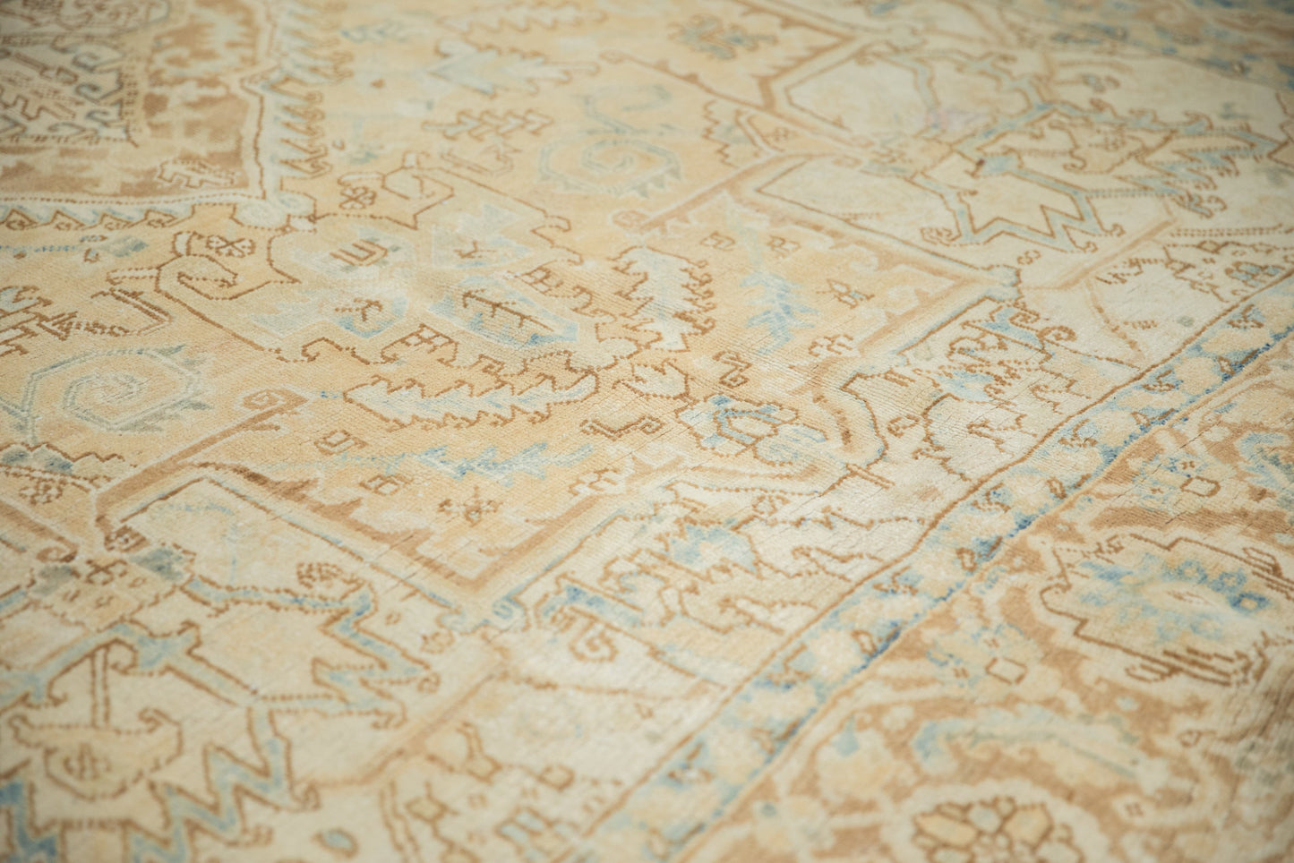 7x11 Vintage Distressed Heriz Carpet