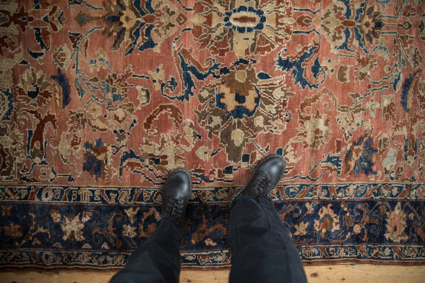 6x9.5 Antique Fine Distressed Lilihan Carpet