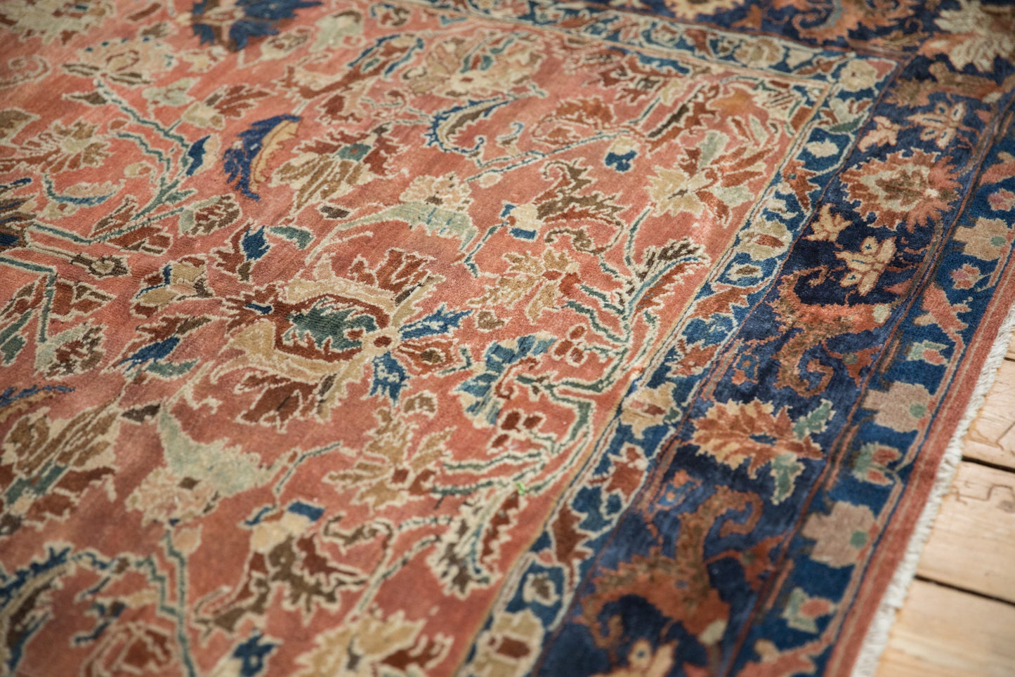 6x9.5 Antique Fine Distressed Lilihan Carpet