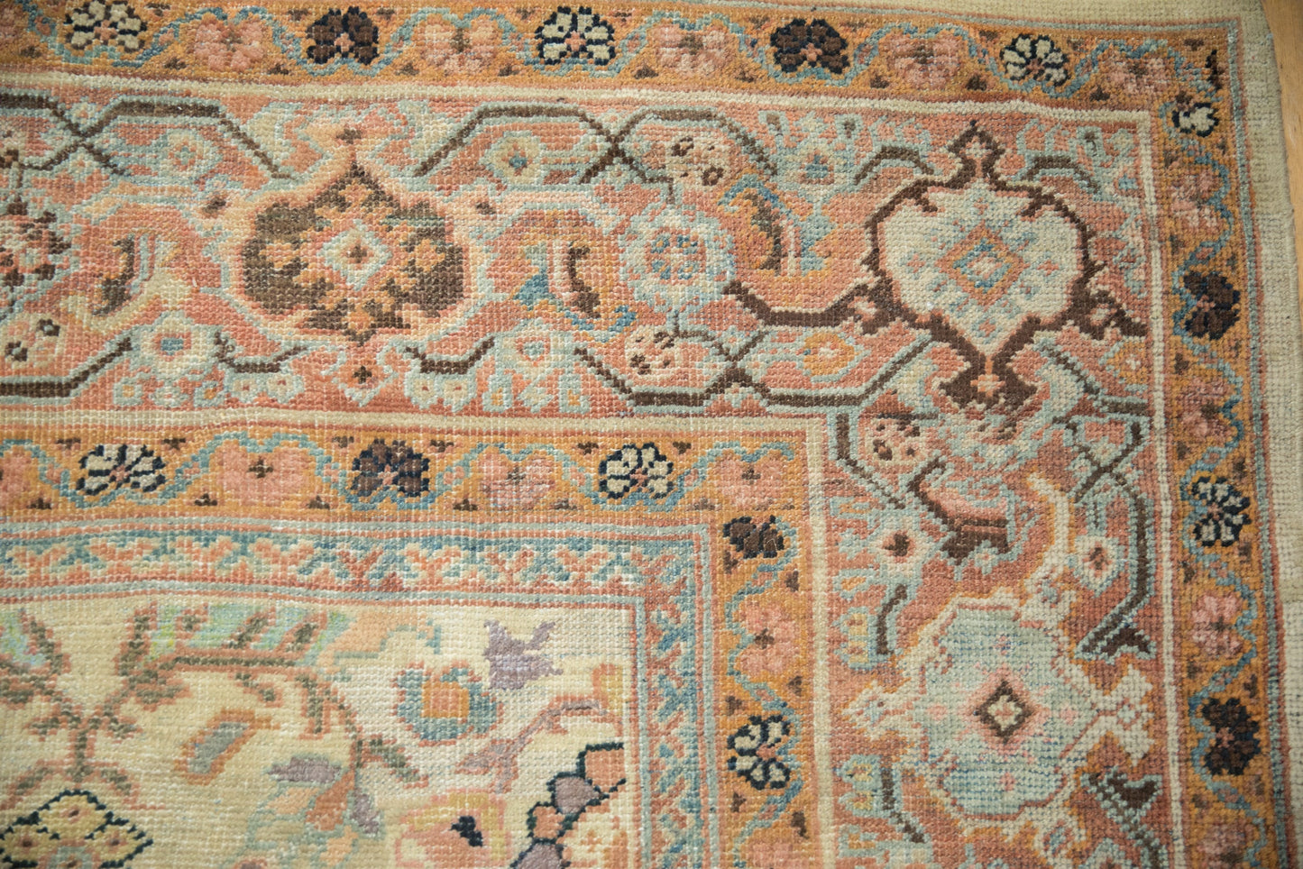 10x12 Antique Mahal Carpet