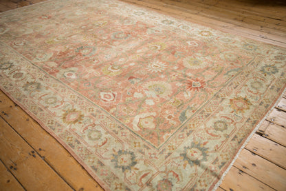 6.5x10 Vintage Distressed Mahal Carpet