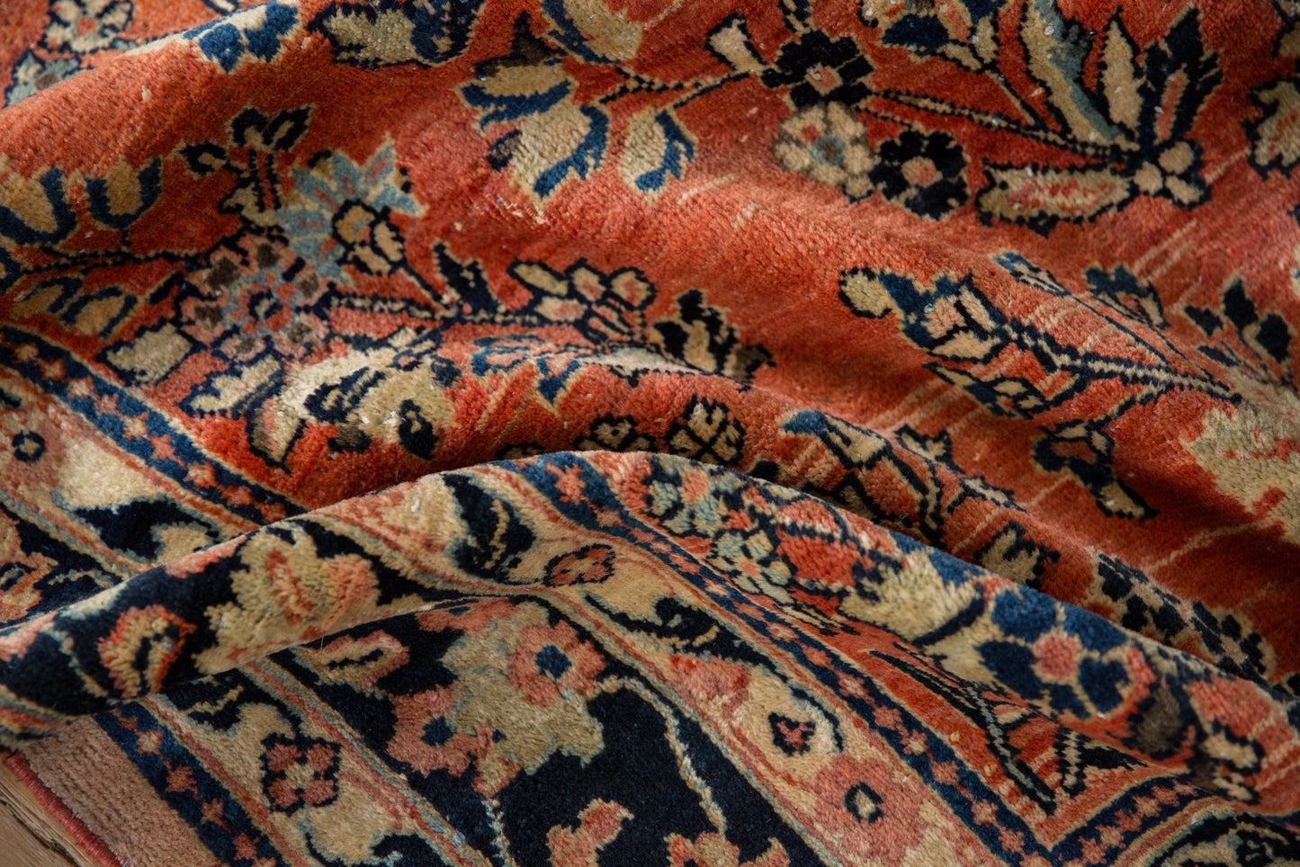 5x8.5 Vintage Sarouk Carpet