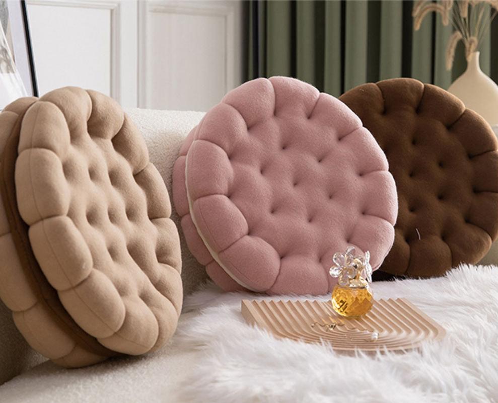 COOKIE | Cookies & Cream Cushions