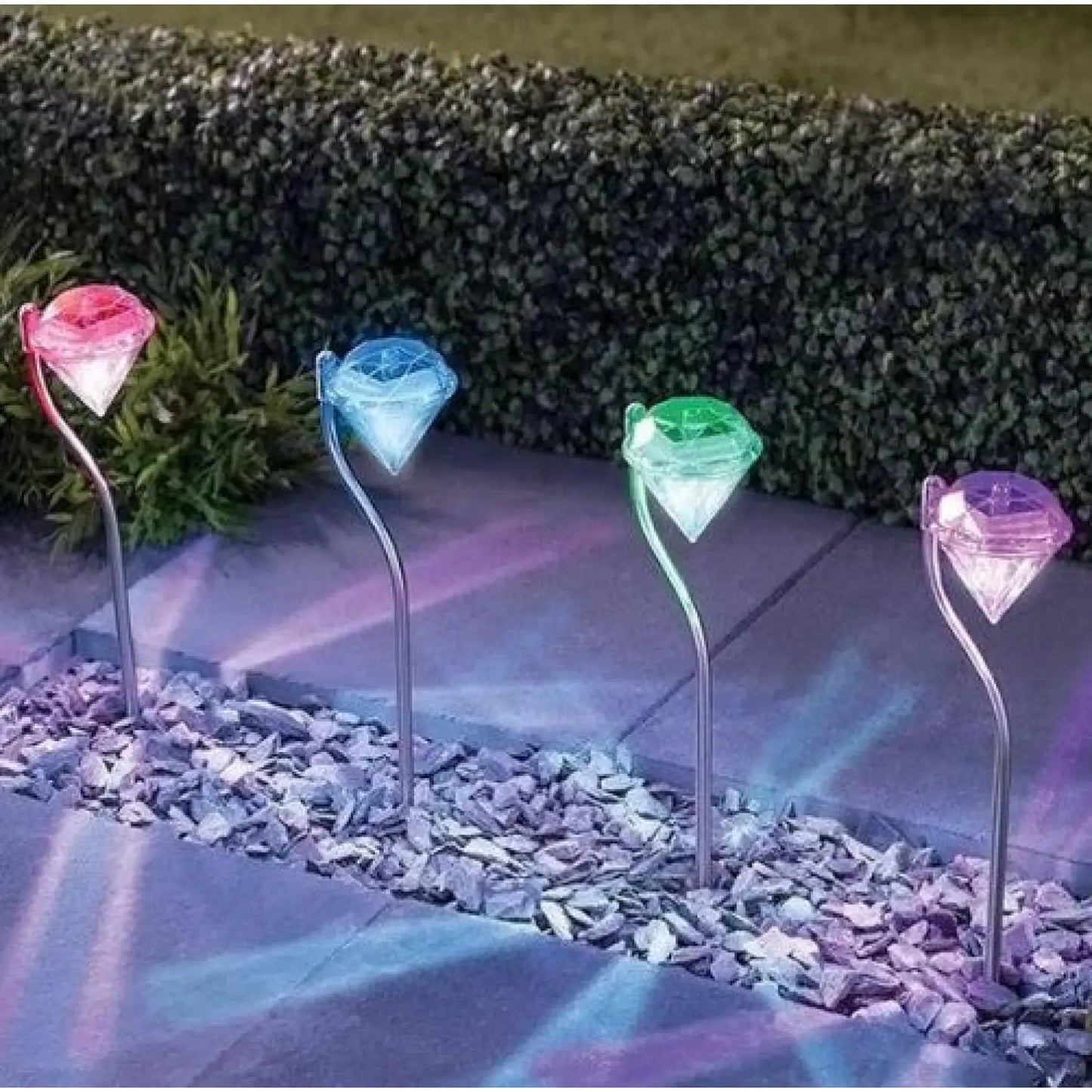 Dekorativ diamantformad solcellsmarklampa för trädgårdsgångar