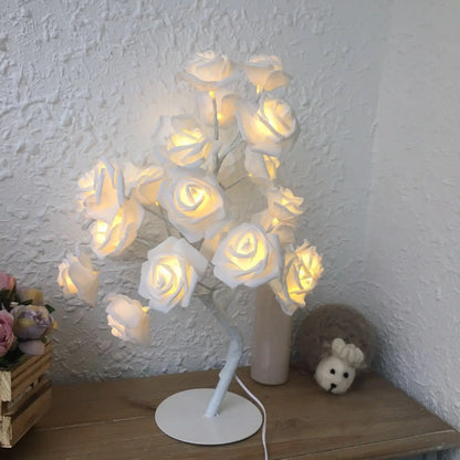 Dekorativ blomlampa med mjukt varmt ljus för heminredning