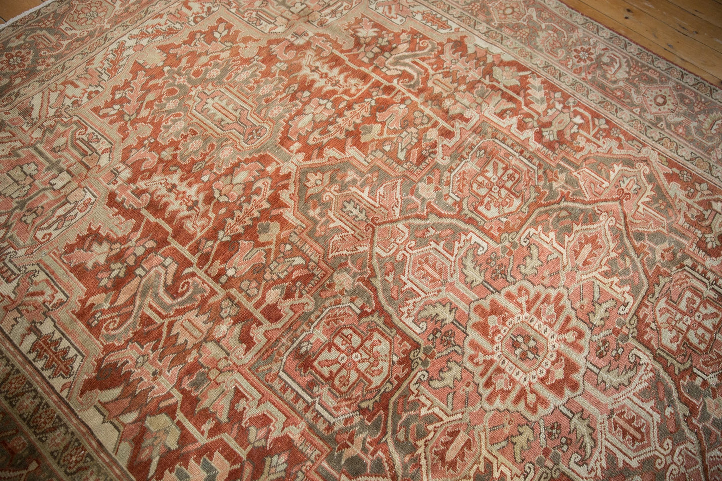 8x12.5 Vintage Distressed Heriz Carpet
