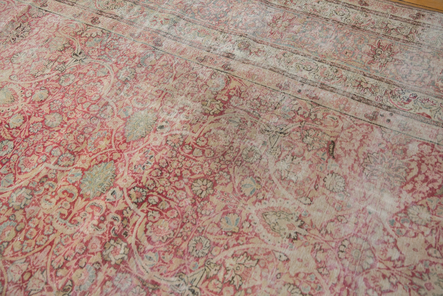 9.5x18.5 Antique Distressed Kermanshah Carpet