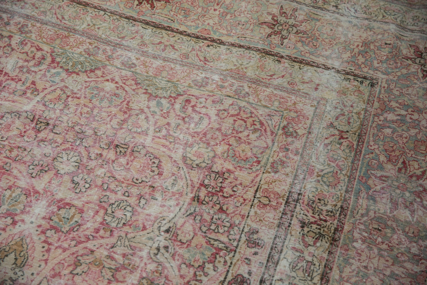 9.5x18.5 Antique Distressed Kermanshah Carpet