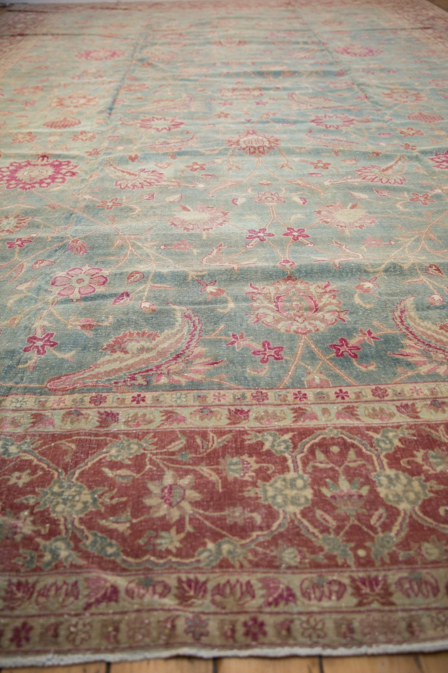 11.5x17 Vintage Distressed Yezd Carpet