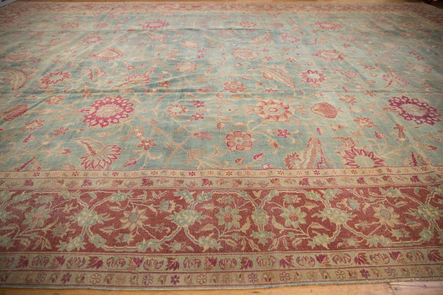 11.5x17 Vintage Distressed Yezd Carpet