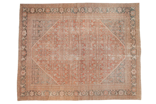 10.5x13 Vintage Distressed Mahal Carpet