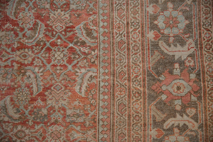 10.5x13 Vintage Distressed Mahal Carpet