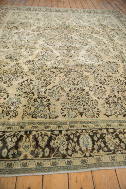 8.5x11.5 Vintage Distressed Arak Carpet