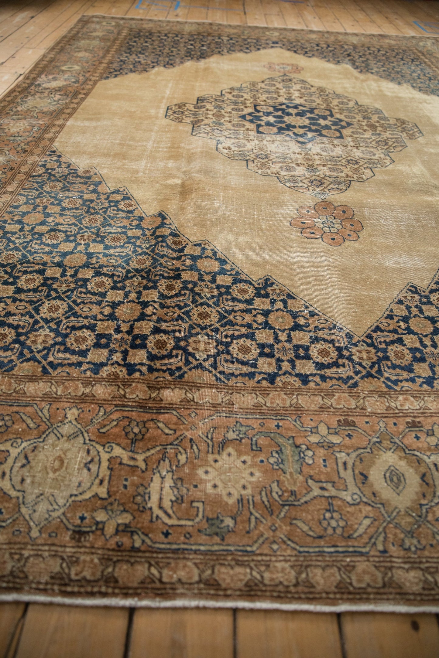 8.5x11 Vintage Distressed Tabriz Carpet