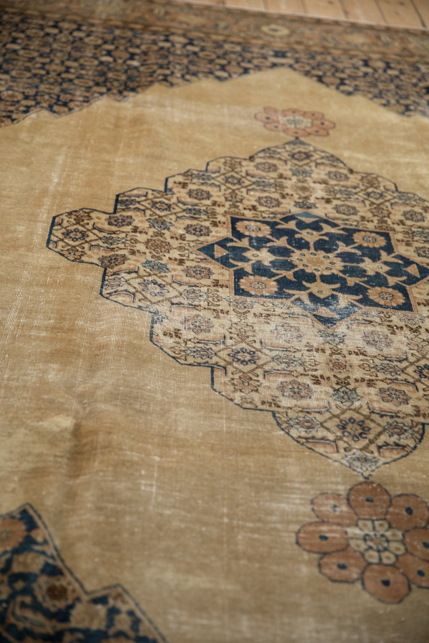 8.5x11 Vintage Distressed Tabriz Carpet