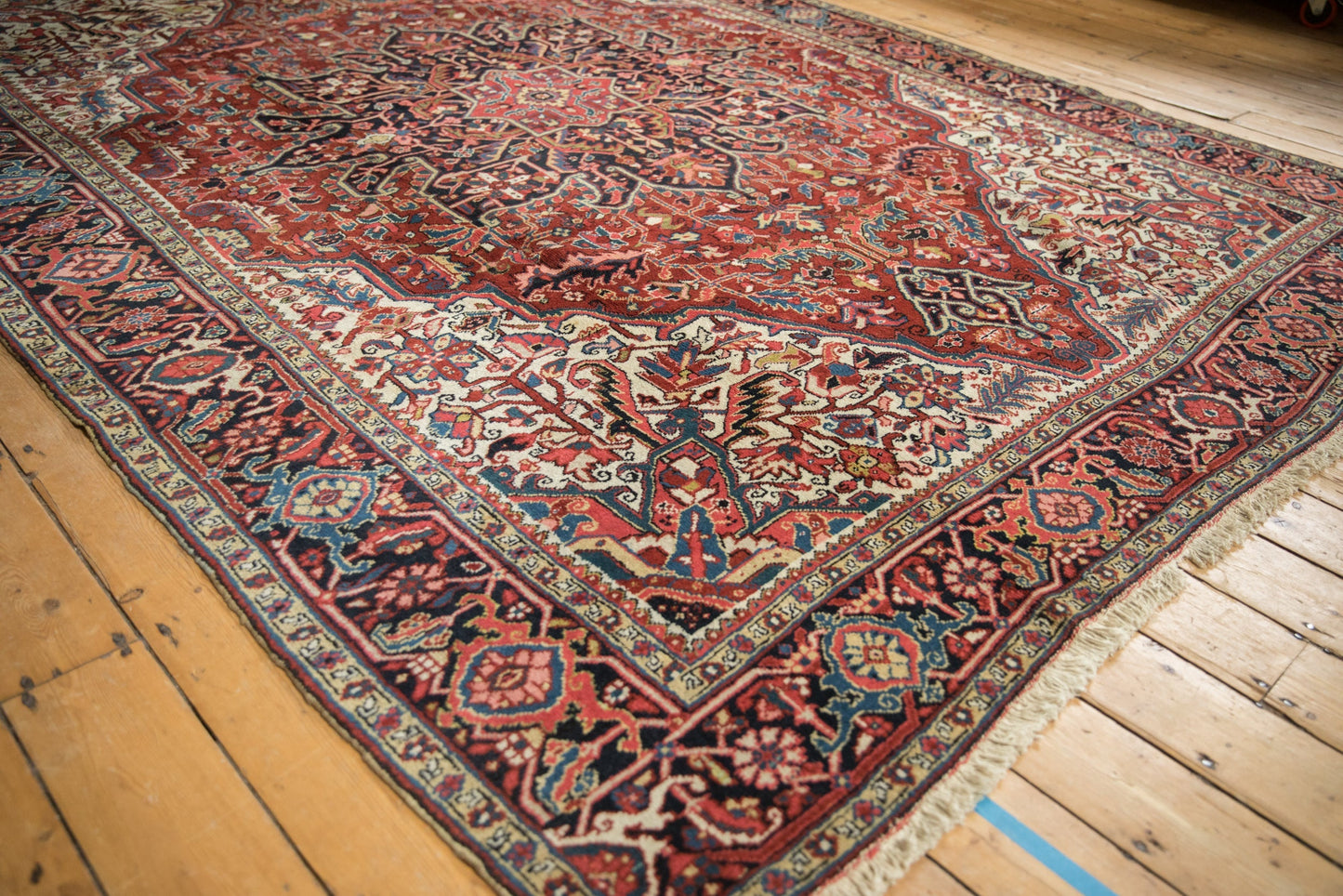 8x11 Vintage Ahar Carpet