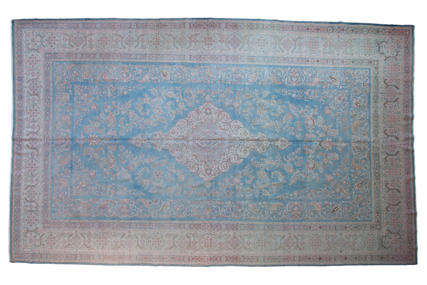 10x16.5 Vintage Distressed Meshed Carpet