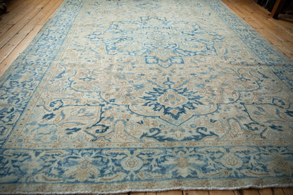9.5x12.5 Vintage Distressed Heriz Carpet