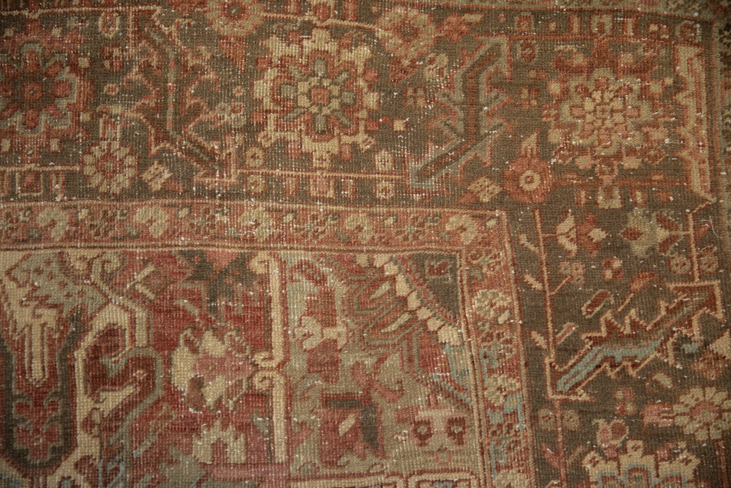 8x11.5 Vintage Distressed Heriz Carpet