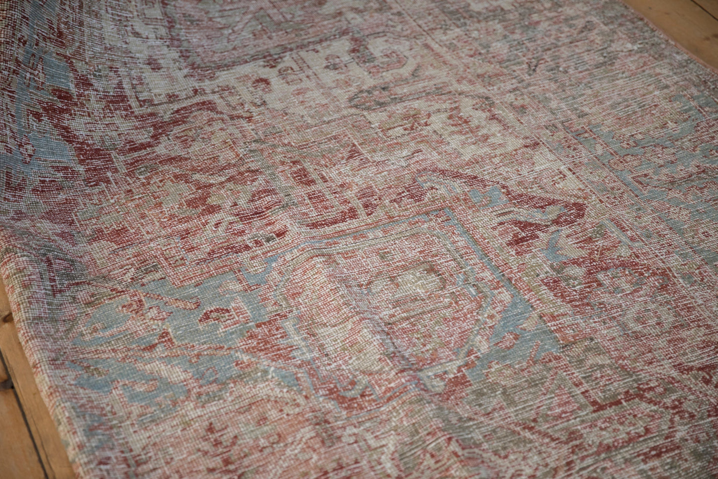 8x11.5 Vintage Distressed Heriz Carpet
