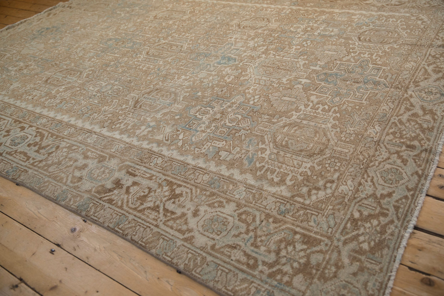 7.5x10 Vintage Distressed Heriz Carpet