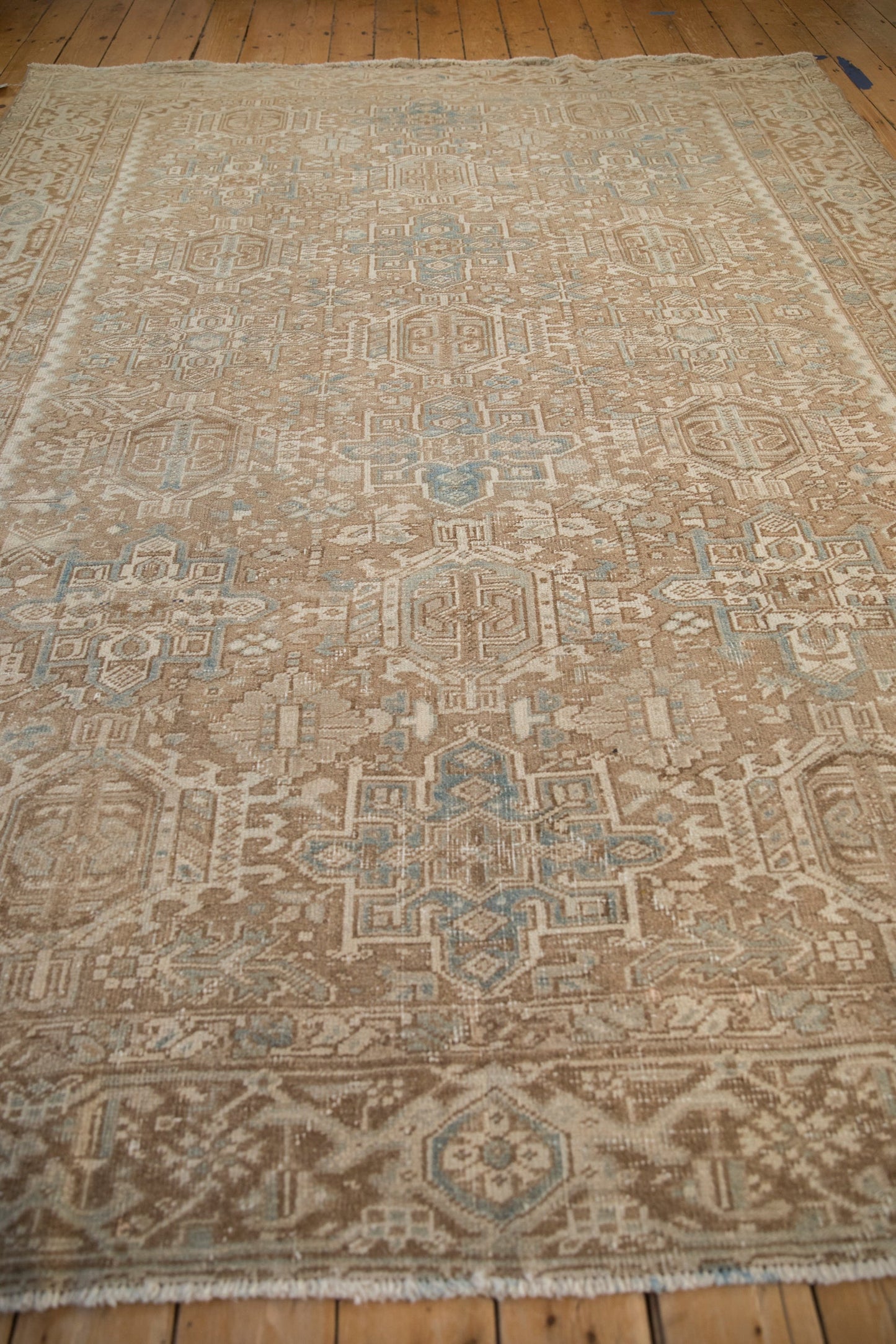 7.5x10 Vintage Distressed Heriz Carpet