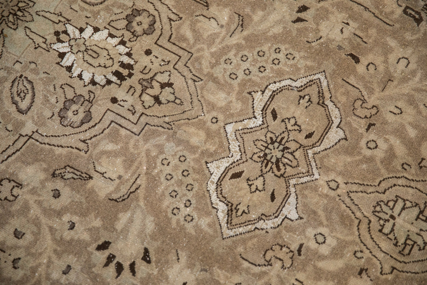 7.5x10.5 Vintage Distressed Tabriz Carpet