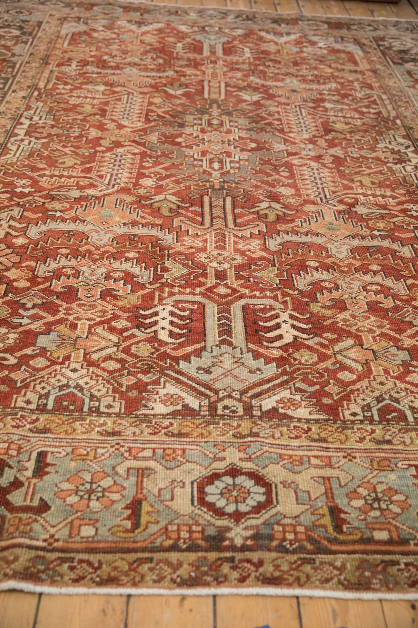 8x10.5 Vintage Distressed Mehrivan Carpet
