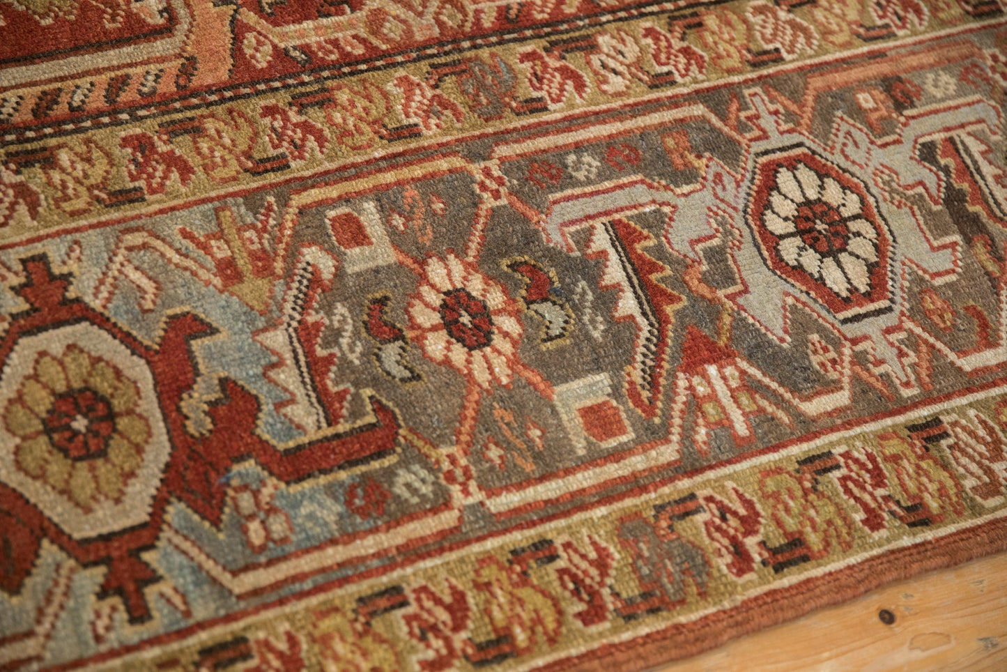 8x10.5 Vintage Distressed Mehrivan Carpet