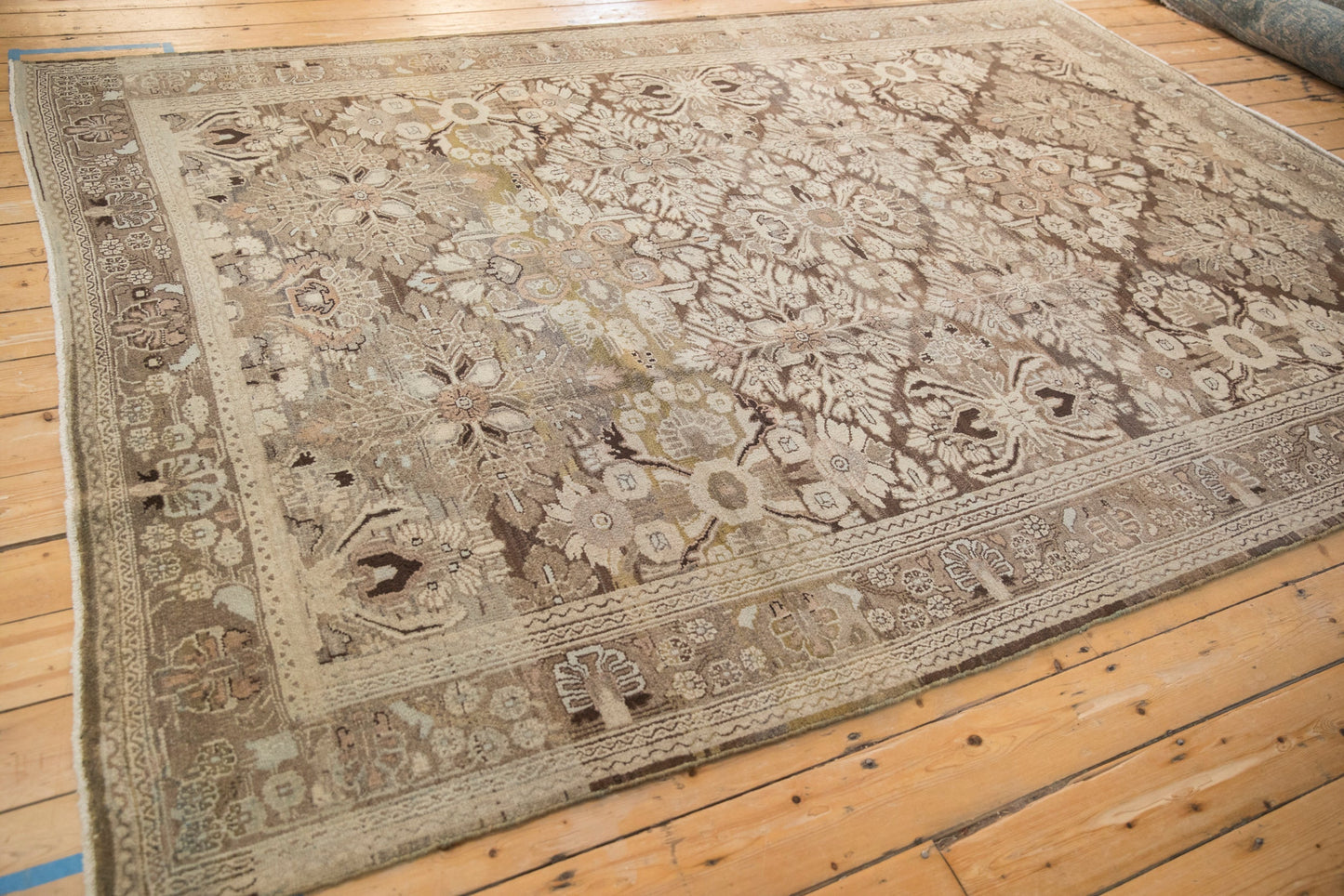 7x10.5 Vintage Distressed Bibikabad Carpet