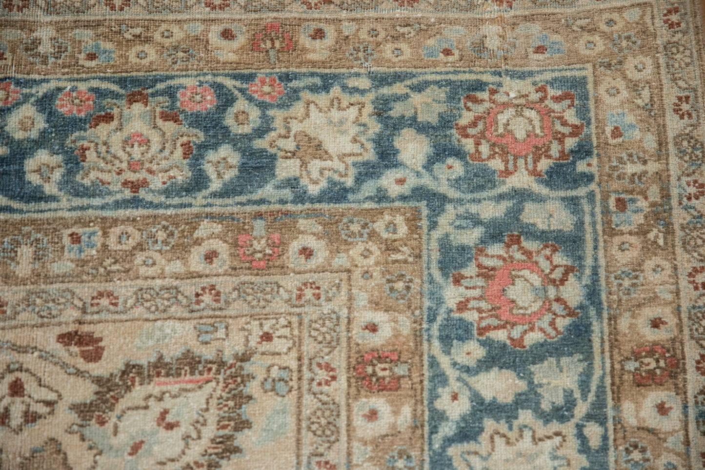 8.5x12 Vintage Distressed Meshed Carpet