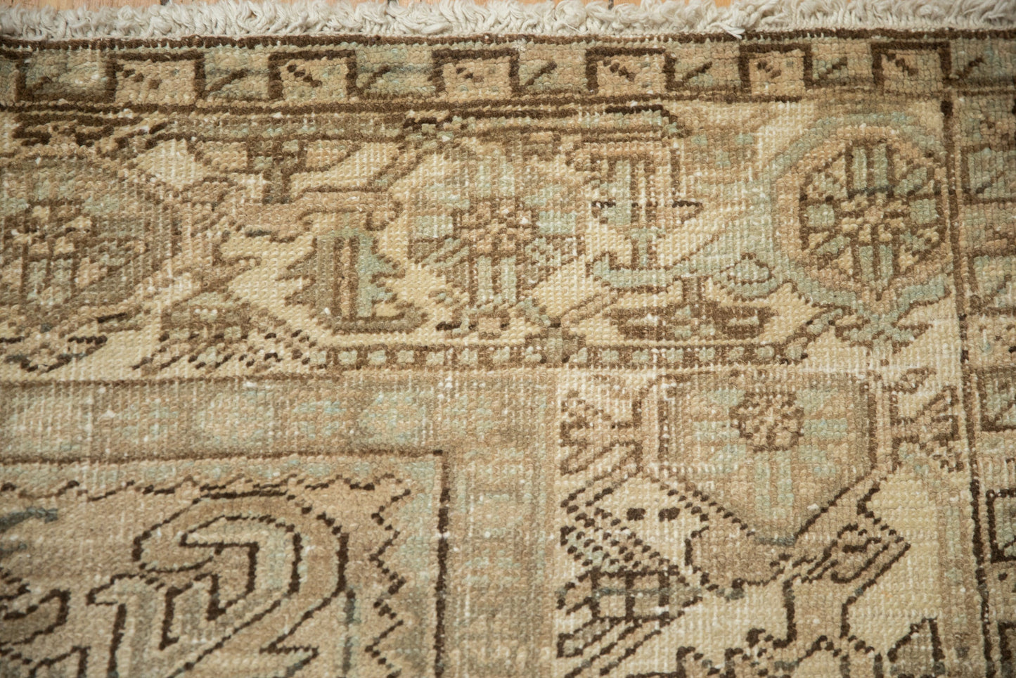 8x11 Vintage Distressed Mehrivan Carpet