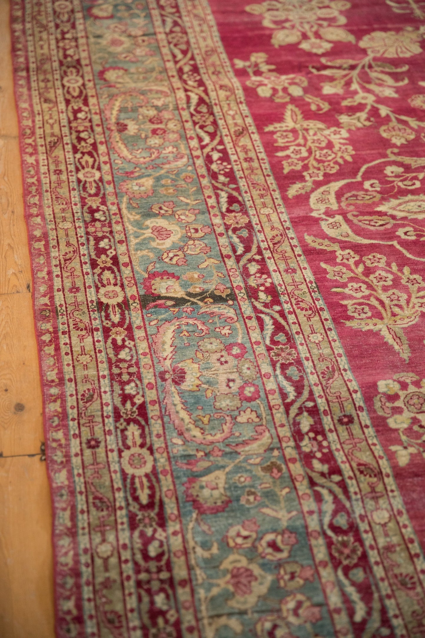 8.5x11.5 Antique Distressed Yezd Carpet