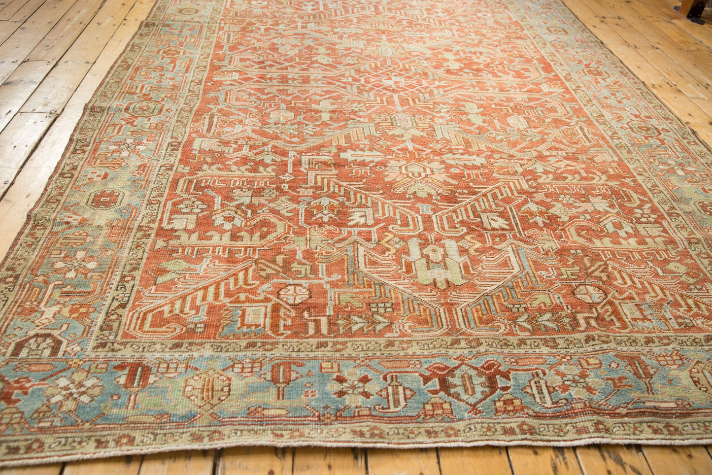7.5x10.5 Vintage Distressed Heriz Carpet