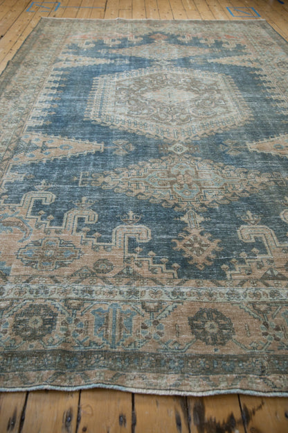 7.5x11 Vintage Distressed Veece Carpet