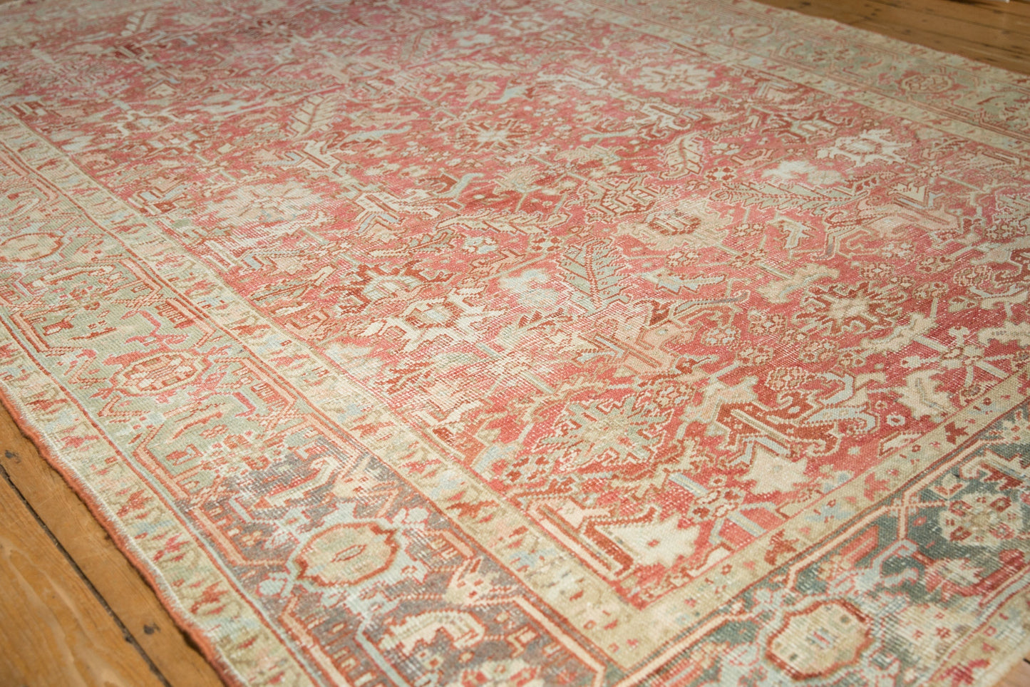 8x10.5 Vintage Distressed Heriz Carpet
