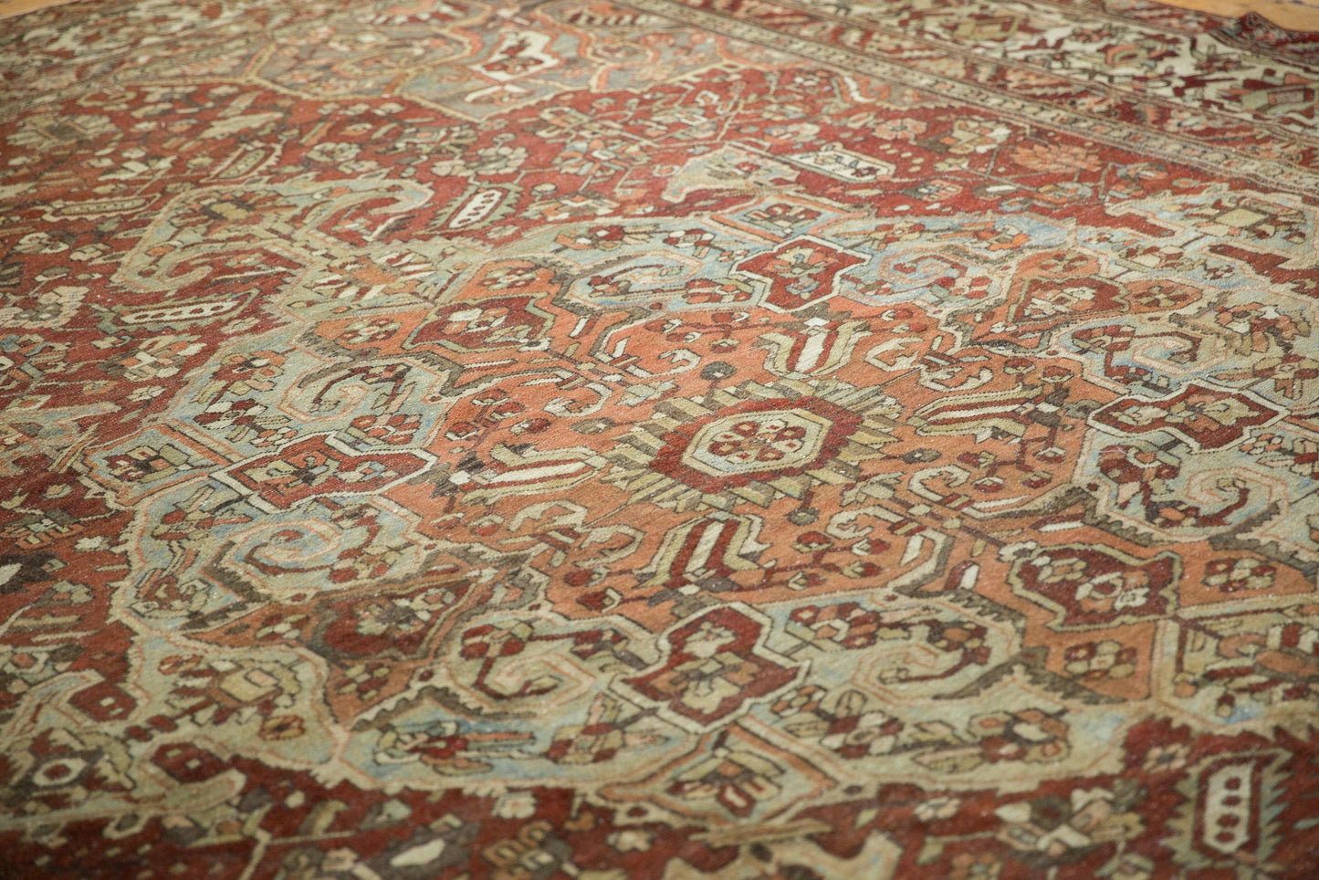 11.5x15 Vintage Distressed Baktiari Carpet