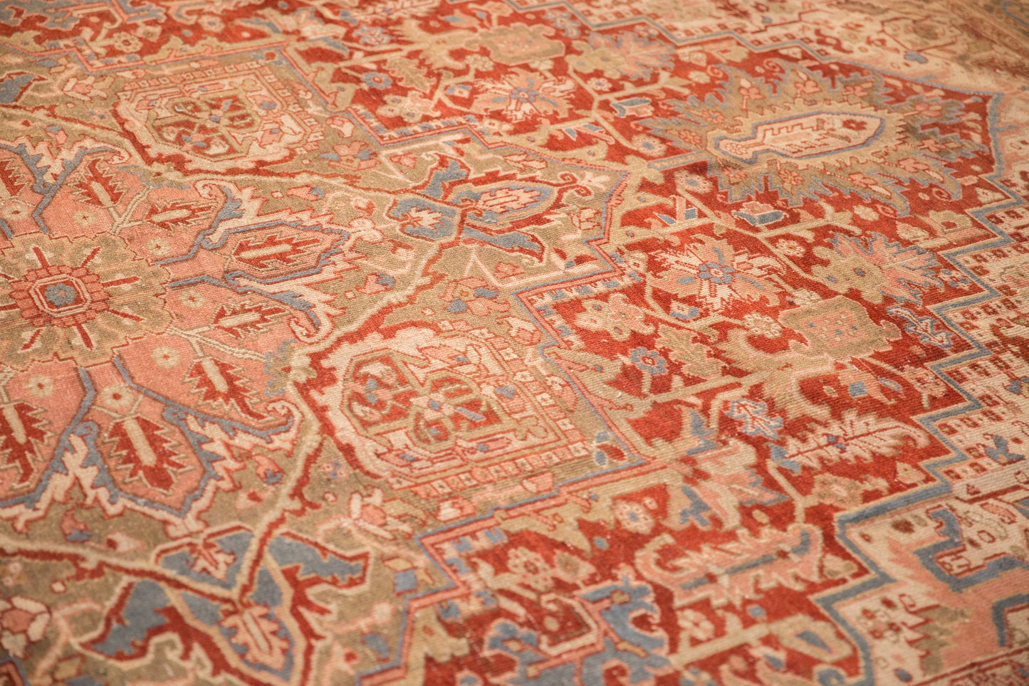 9.5x13 Vintage Distressed Heriz Carpet